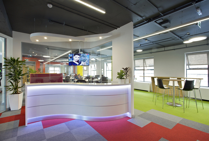 Thiết kế nội thất văn phòng hiện đại Huawei Dublin