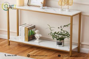 Mẹo trang trí bàn console gỗ cho phòng khách sang trọng